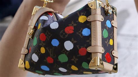 borsa louis vuitton kusama|yayoi kusama louis vuitton.